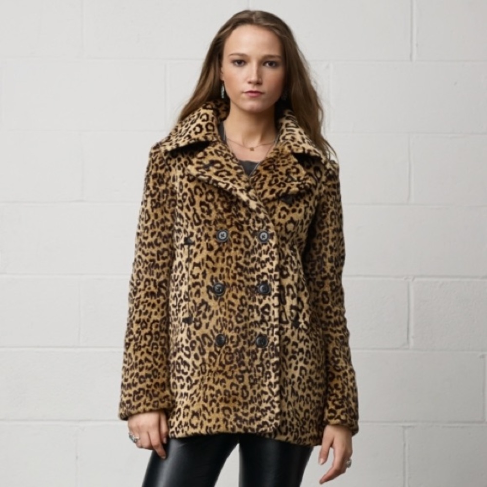 RALPH LAUREN FAUX FUR LEOPARD JACKET - Picture 2 of 4